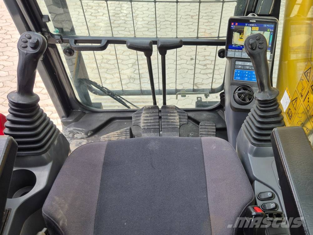 Komatsu PC 240 NLC-11 Rupsgraafmachines