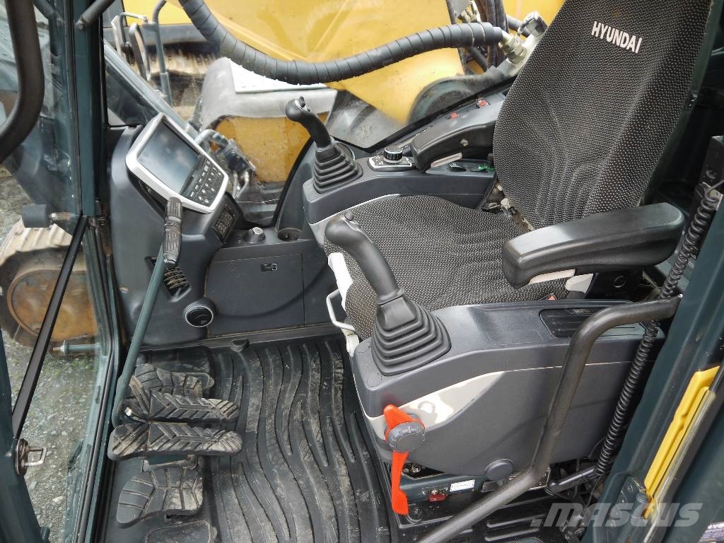Hyundai HX 330 L Bagri goseničarji