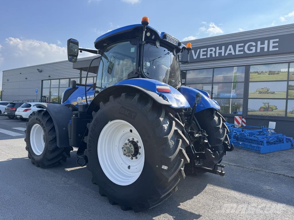 New Holland T7.245 Traktoren