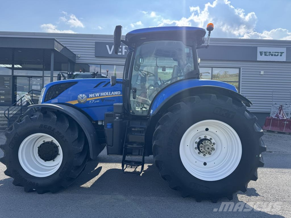 New Holland T7.245 Traktoren