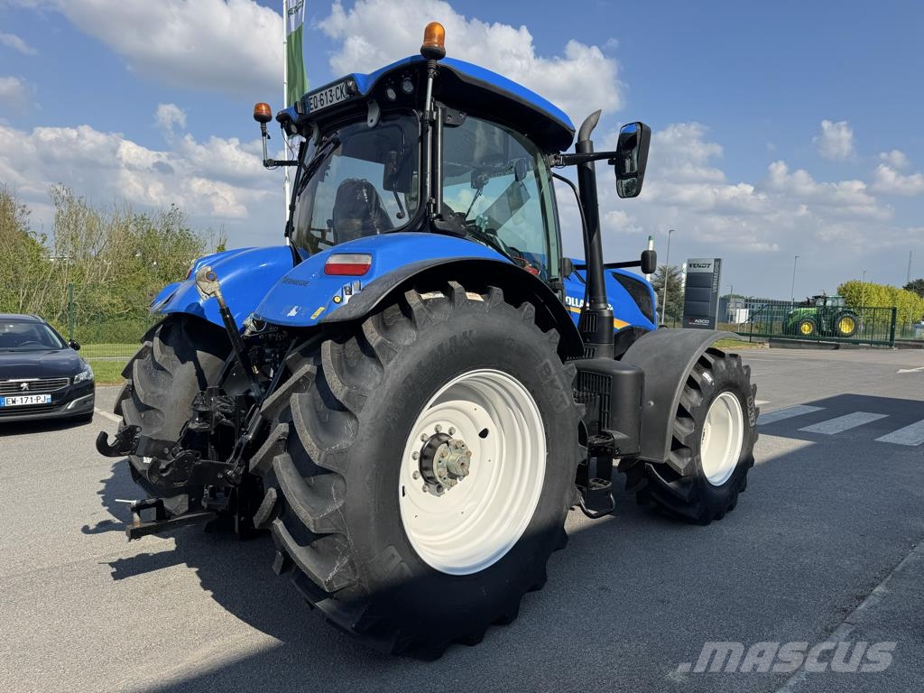 New Holland T7.245 Traktory