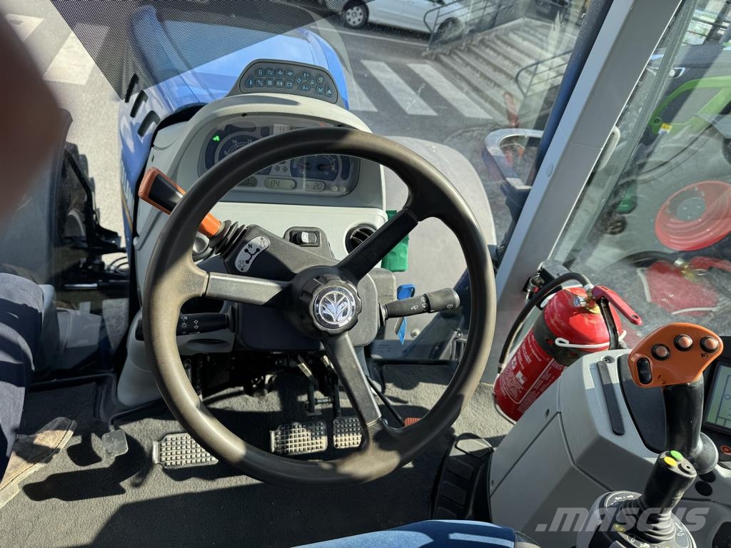 New Holland T7.245 Traktoren