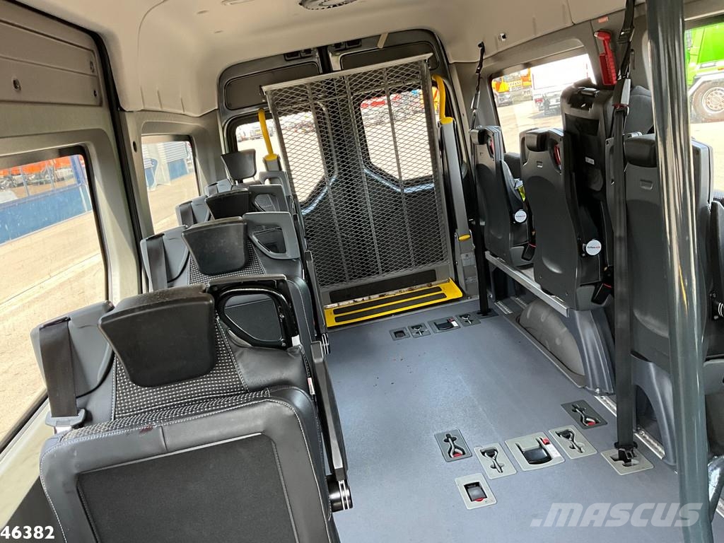 Volkswagen E-Crafter 100% Elektrisch 9 persoon + 2 rolstoelve Other