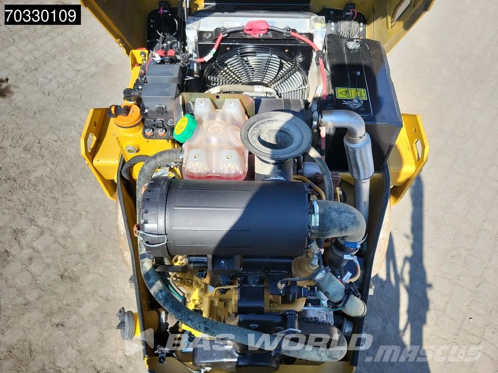 CAT CB2.7 GC Twin drum rollers