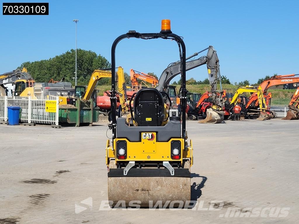 CAT CB2.7 GC Twin drum rollers
