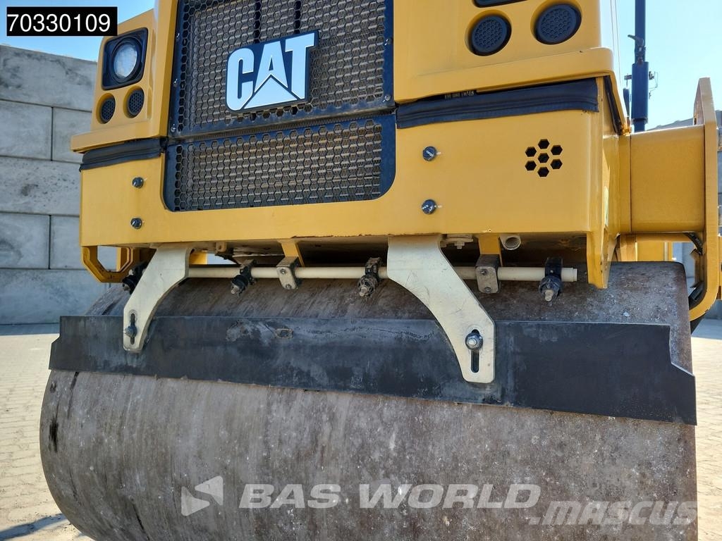 CAT CB2.7 GC Twin drum rollers