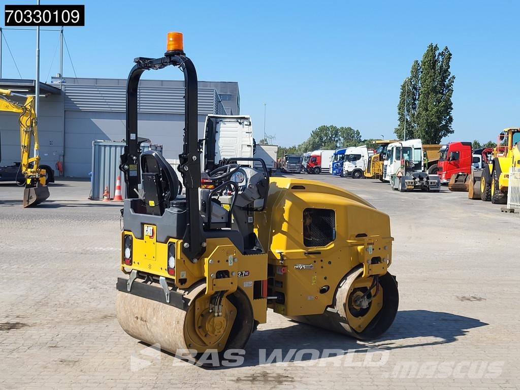 CAT CB2.7 GC Twin drum rollers