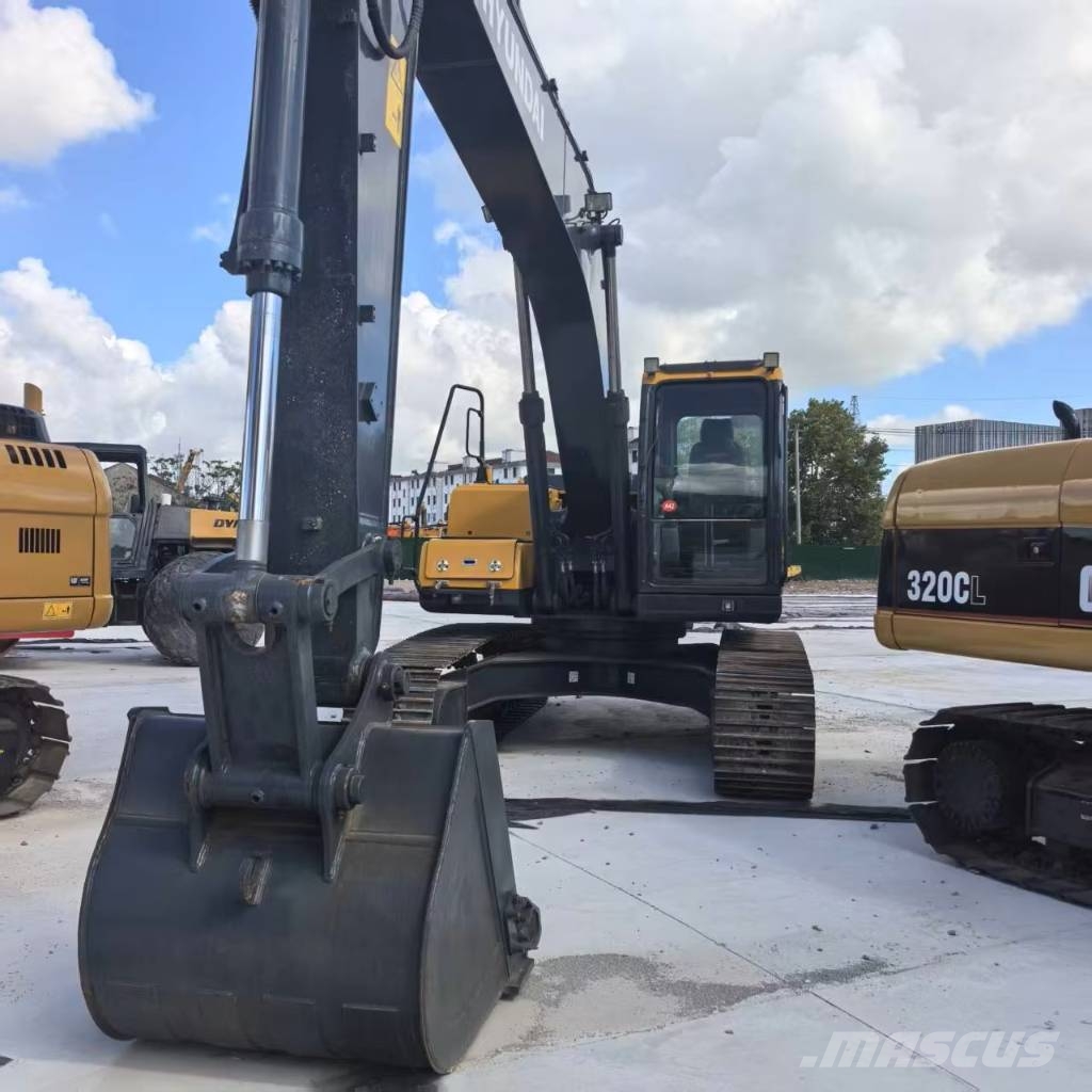Hyundai Robex 220 LC-9 S حفارات وسط 7 طن - 12 طن