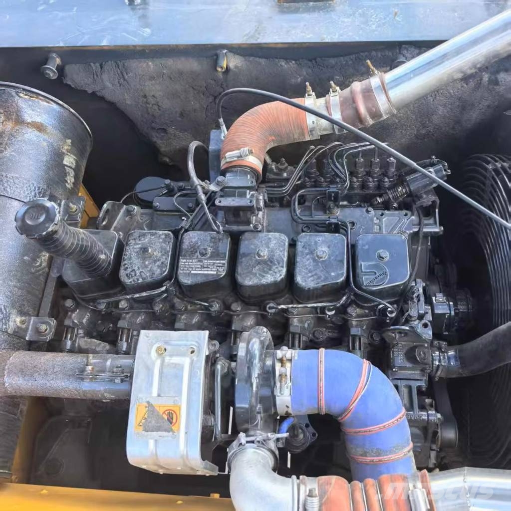 Hyundai Robex 220 LC-9 S حفارات وسط 7 طن - 12 طن