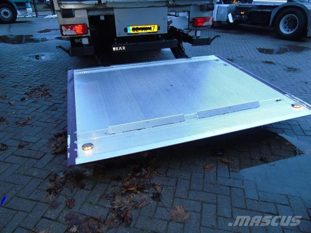 Scania P230 LOW KLM + CARRIER + LOADLIFT + Φορτηγά Ψυγεία