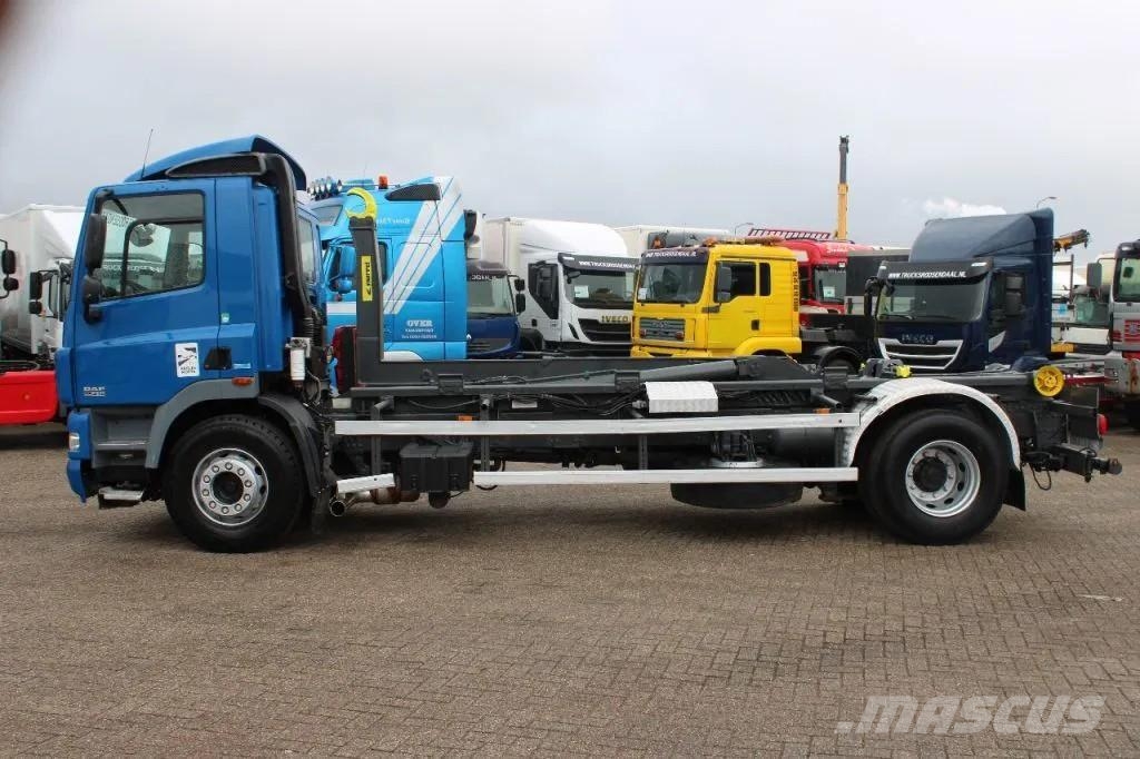 DAF CF 85.410 + HOOK ARM SYSTEM + EURO 5 Rol kiper kamioni sa kukom za podizanje tereta