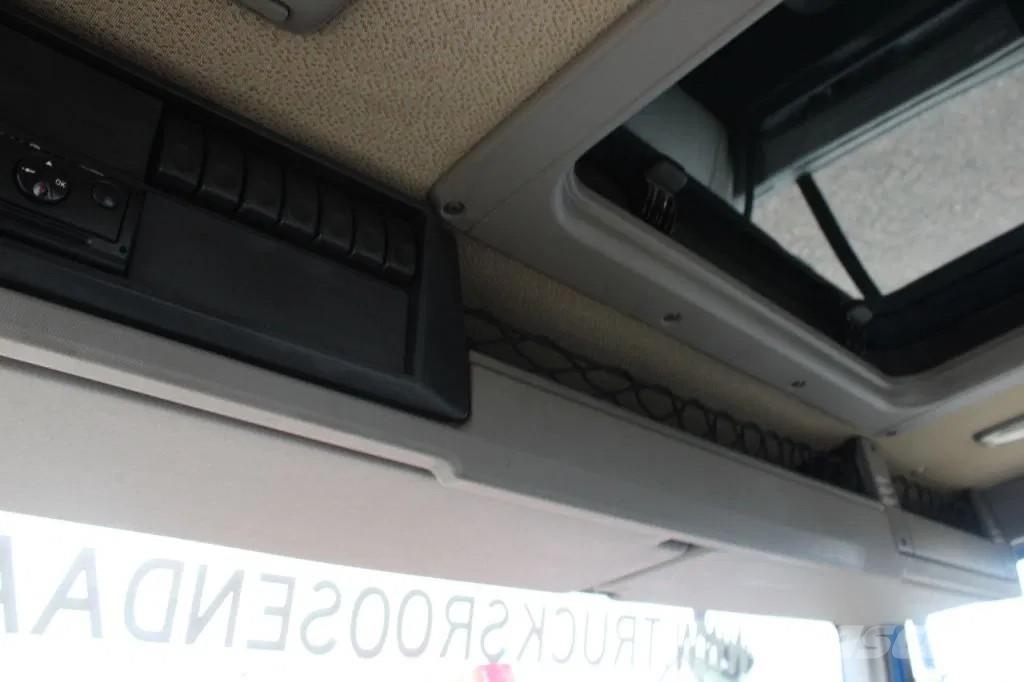 DAF CF 85.410 + HOOK ARM SYSTEM + EURO 5 Rol kiper kamioni sa kukom za podizanje tereta