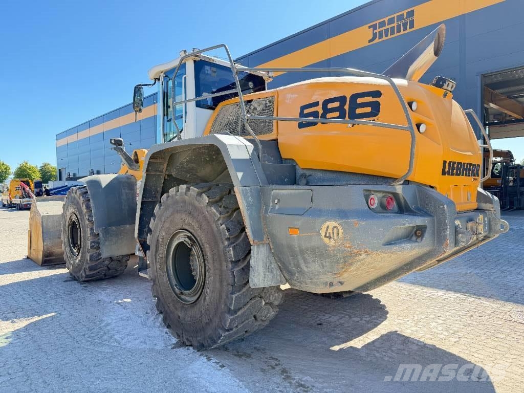 Liebherr L 586 Wheel loaders