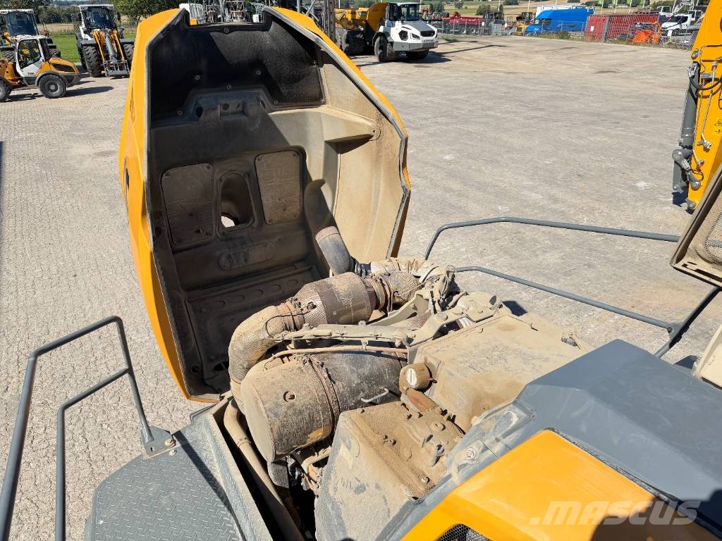 Liebherr L 586 Wheel loaders