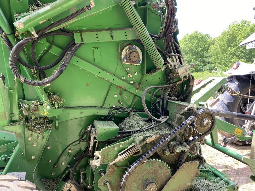 John Deere V 451 M MAXICUT 13 COUTEAUX Rotopresse