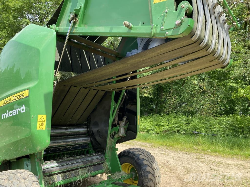 John Deere V 451 M MAXICUT 13 COUTEAUX Rotopresse