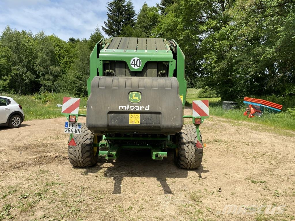 John Deere V 451 M MAXICUT 13 COUTEAUX Rotopresse