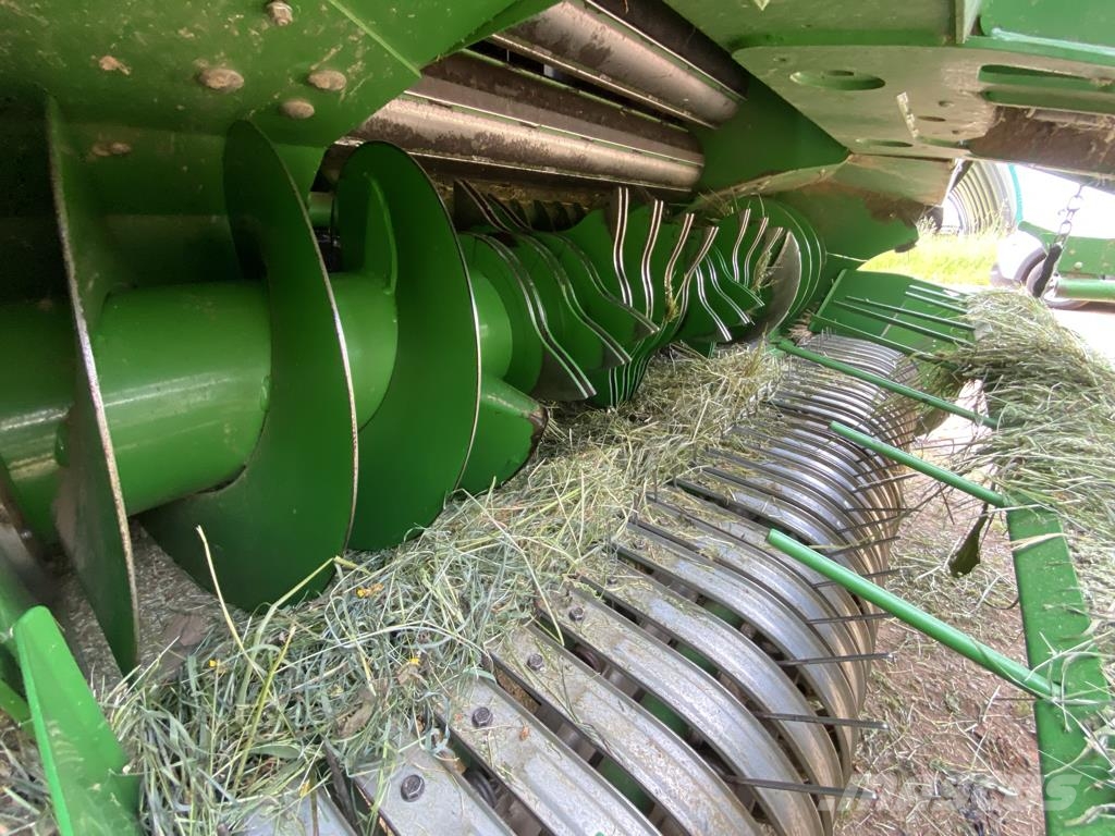 John Deere V 451 M MAXICUT 13 COUTEAUX Rotopresse