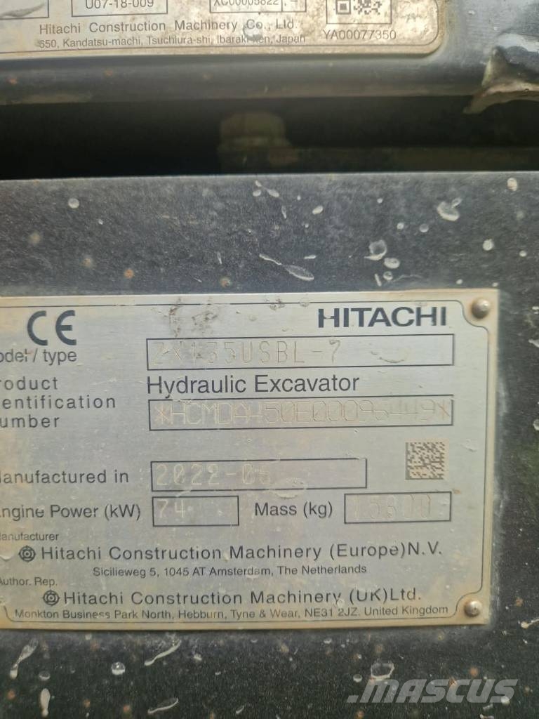 Hitachi ZX 135 USBL-7 Bandgrävare