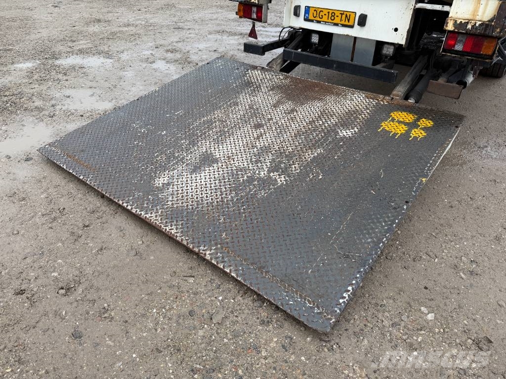 Groenewegen DRO-12-20 B - Tailgate / Forced Steering Lettisolert skaptrailer