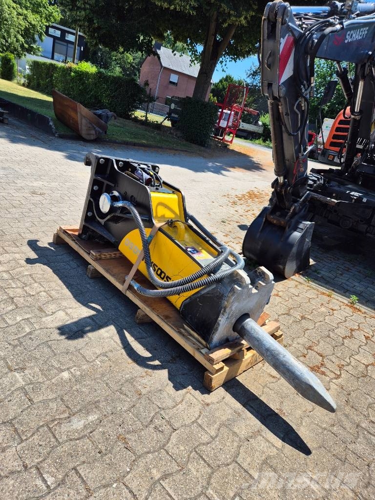 Soosan Hammer SQ60 (1.750 kg) Hammers / Breakers
