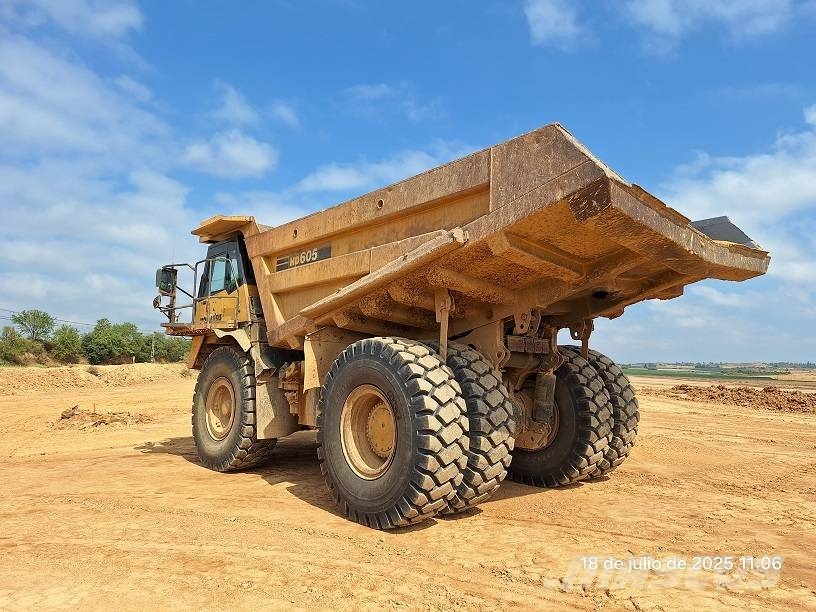 Komatsu HD 605-7E0 Camiones de volteo rigidos
