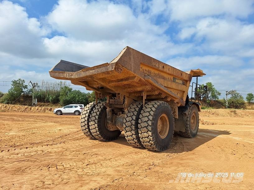 Komatsu HD 605-7E0 Camiones de volteo rigidos