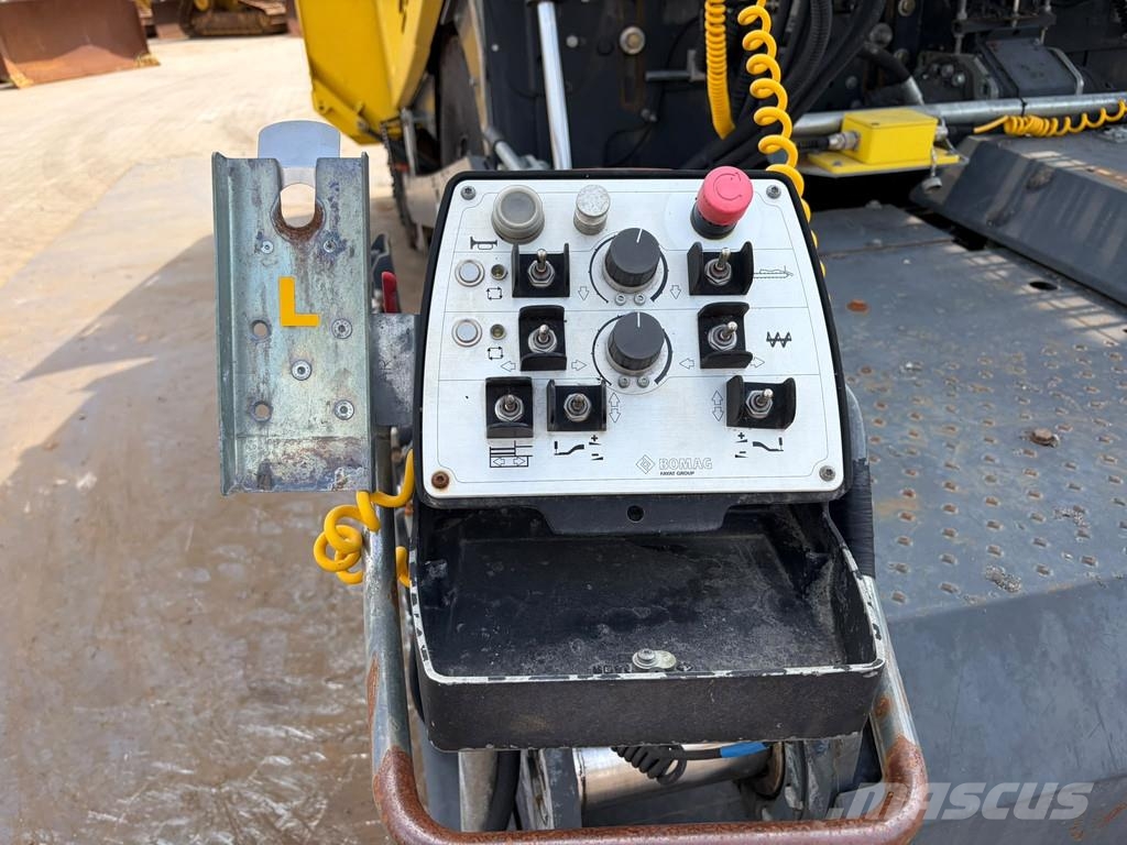 Bomag BF600P-2 incl. 2 x 75 cm extensions Strassenfertiger