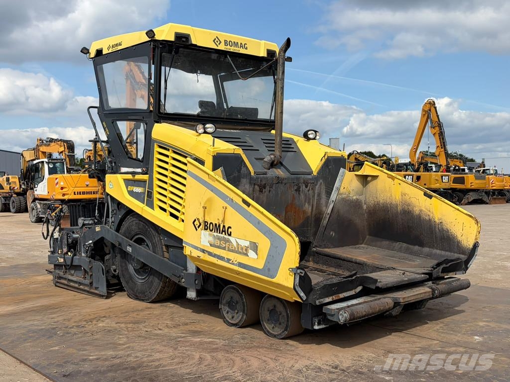 Bomag BF600P-2 incl. 2 x 75 cm extensions Strassenfertiger