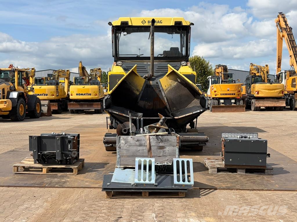 Bomag BF600P-2 incl. 2 x 75 cm extensions Strassenfertiger