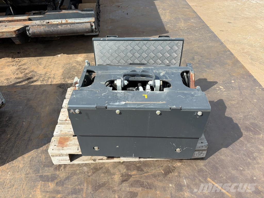 Bomag BF600P-2 incl. 2 x 75 cm extensions Strassenfertiger