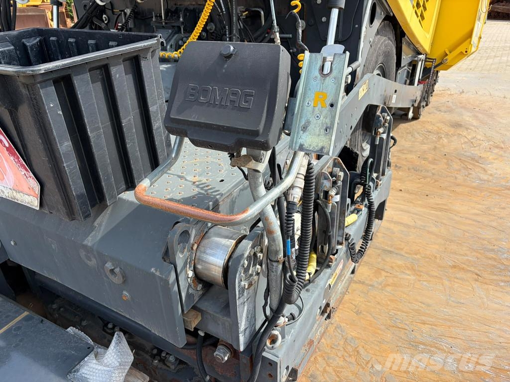 Bomag BF600P-2 incl. 2 x 75 cm extensions Strassenfertiger