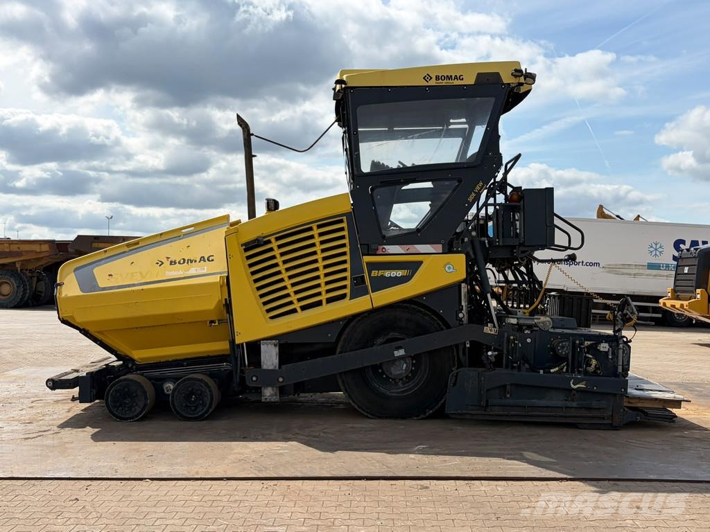 Bomag BF600P-2 incl. 2 x 75 cm extensions Strassenfertiger