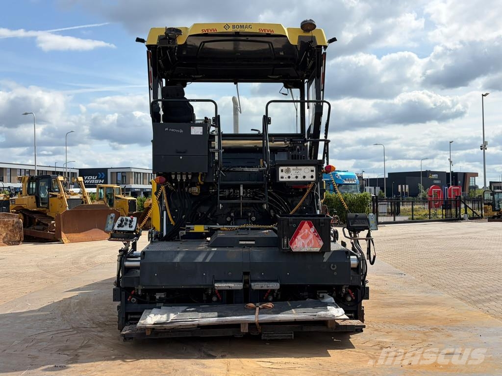 Bomag BF600P-2 incl. 2 x 75 cm extensions Strassenfertiger