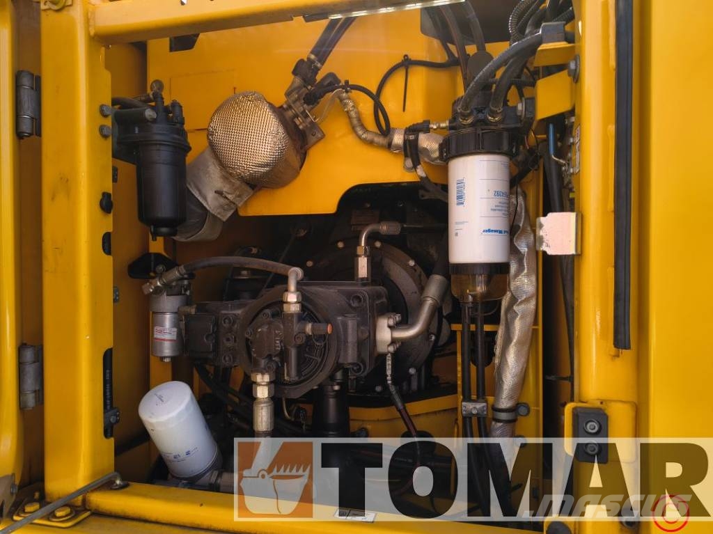 JCB 220 X LC 대형 굴삭기 29톤 이상