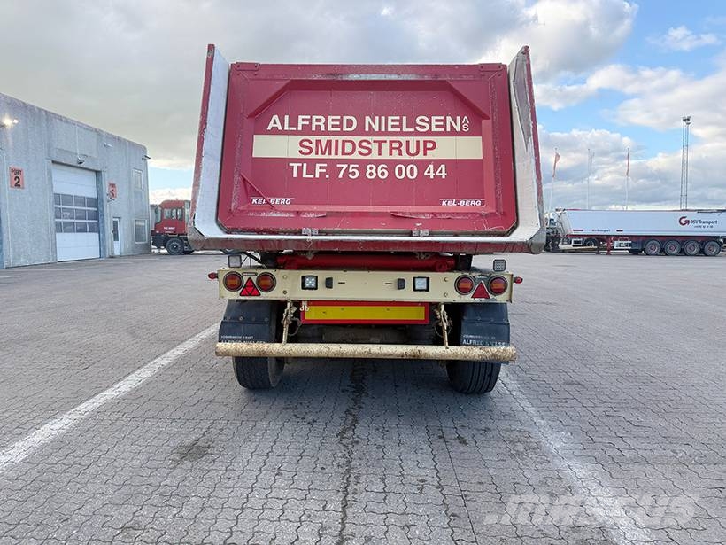 Kel-Berg Tipper / Kippauflieger 37 m3 Savivartės puspriekabės