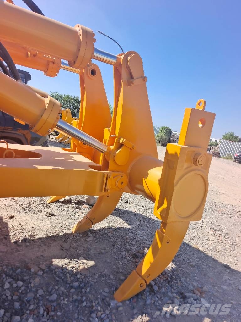 Shantui SD 32  Plenty of bulldozers for choose Dozere Beltegående