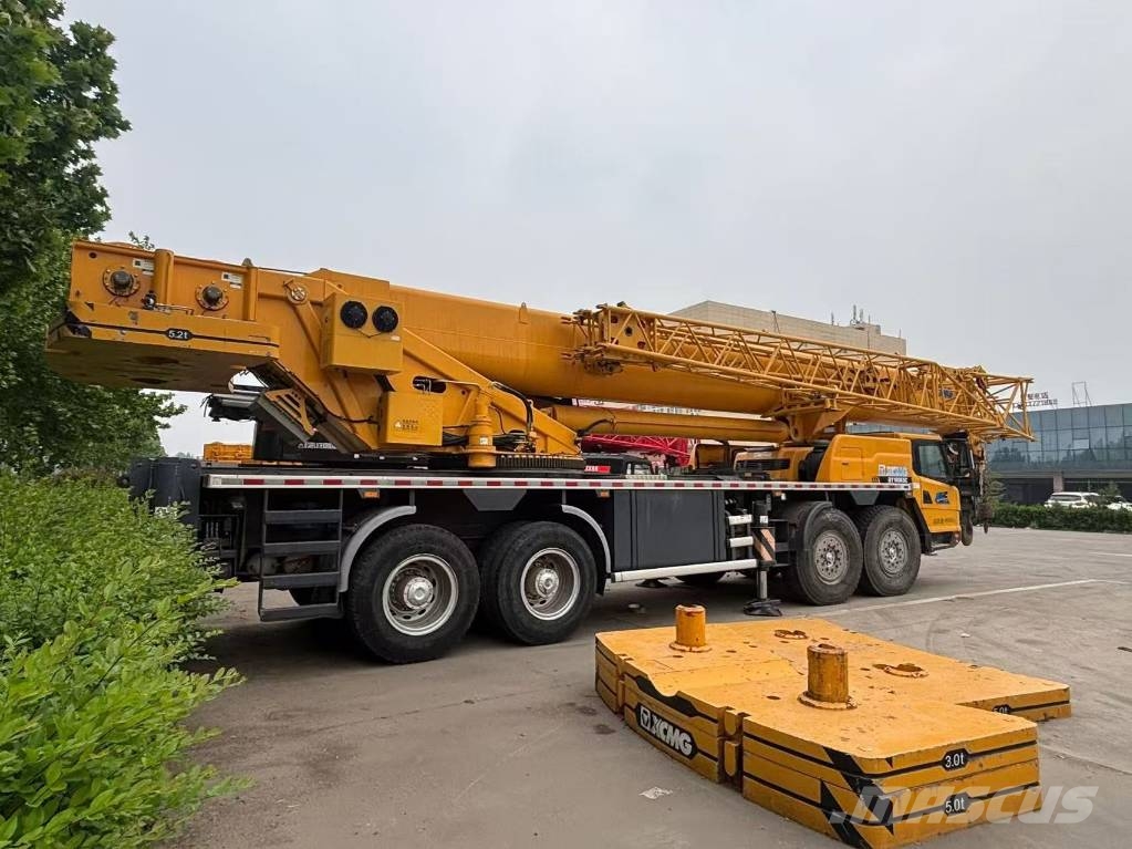 XCMG QY80K5C Всъдеходни кранове