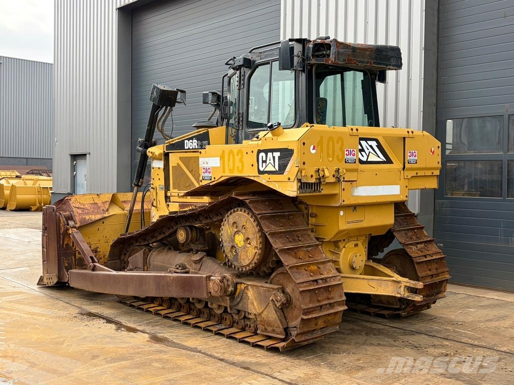 CAT D6R2 XL Buldožeri gusjeničari