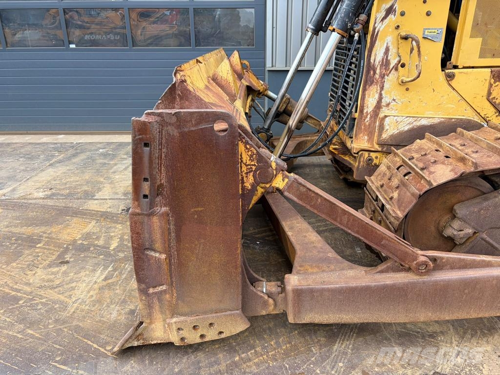 CAT D6R2 XL Buldožeri gusjeničari