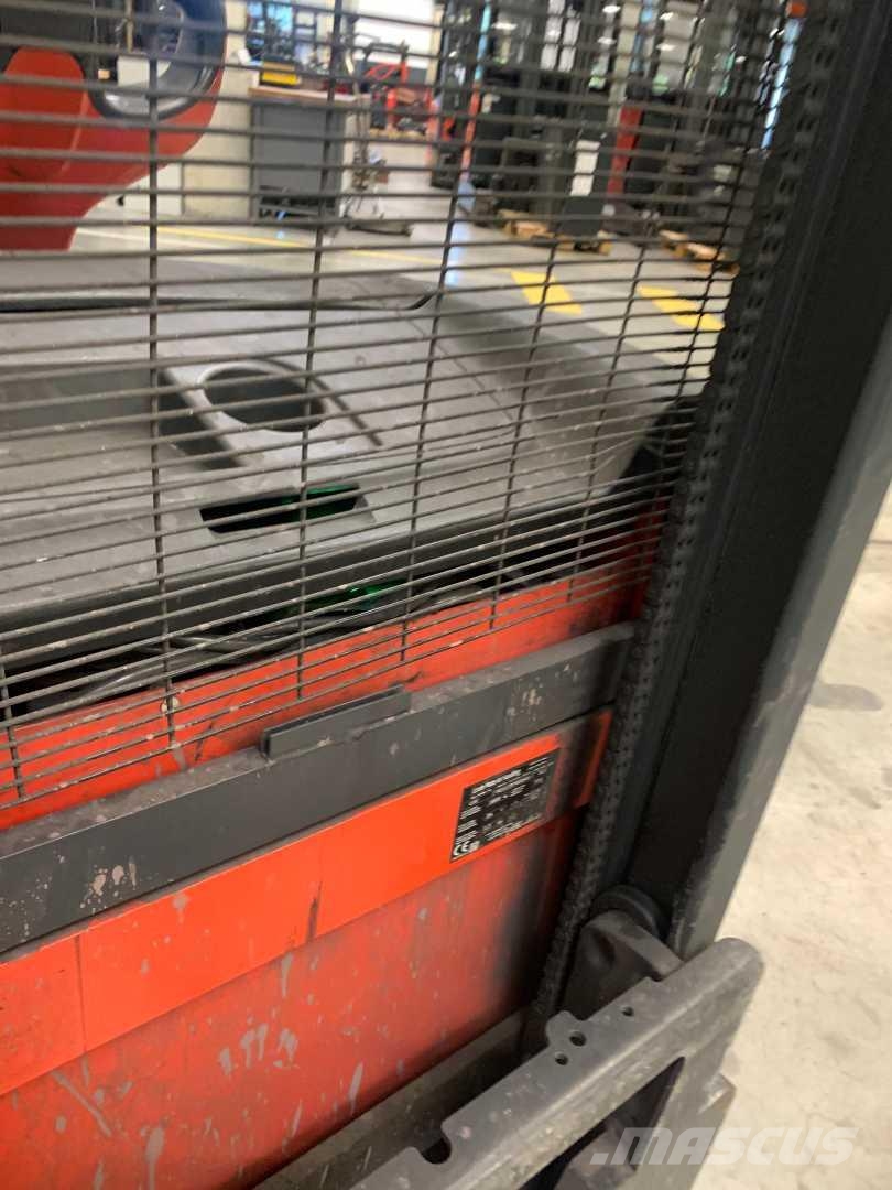 Linde L16 Stand-in stackers