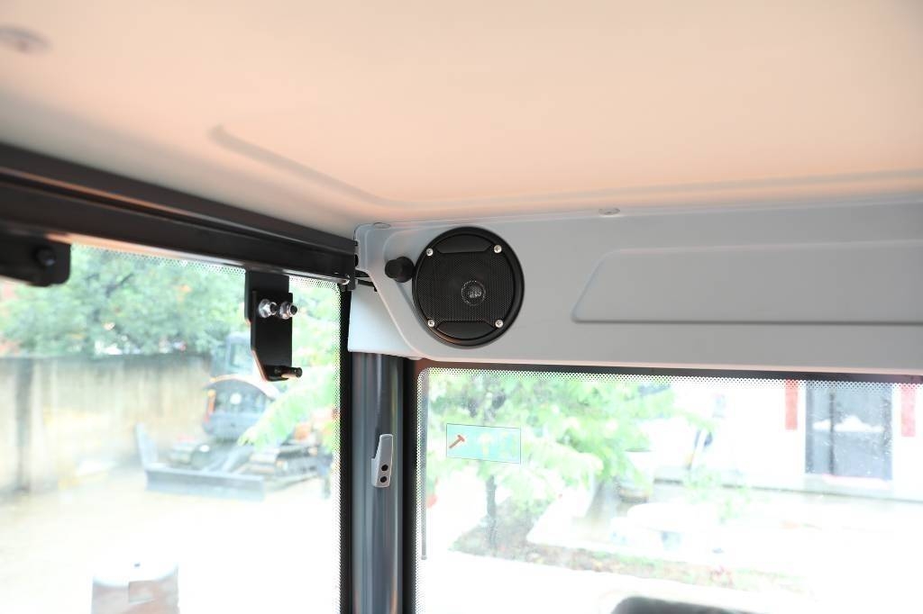 Develon DX 60 D 휠 굴삭기