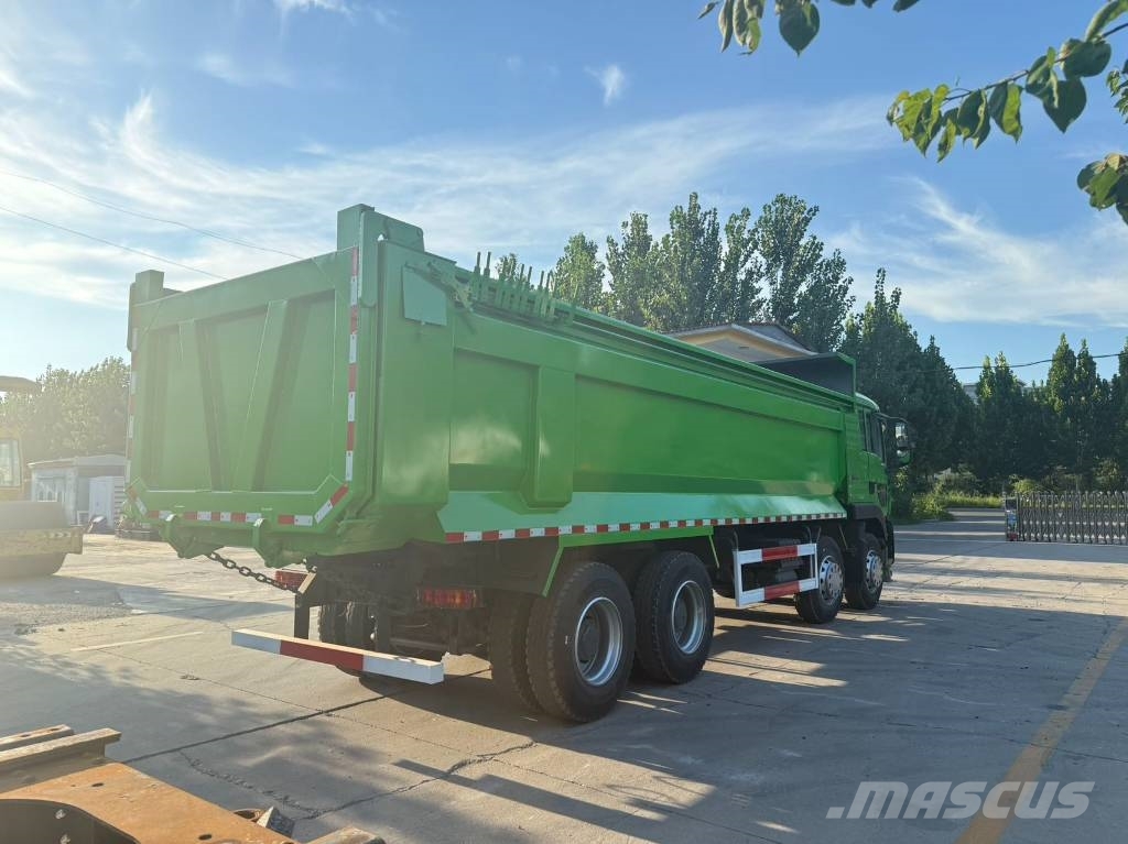 Sinotruk HOWO 8*4 Bañeras basculantes usadas