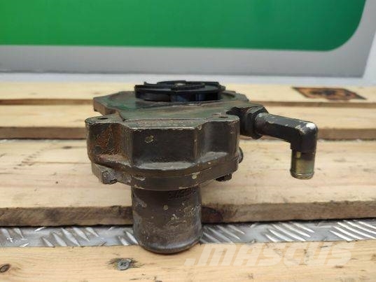 John Deere (RE505980) water pump Hydraulika