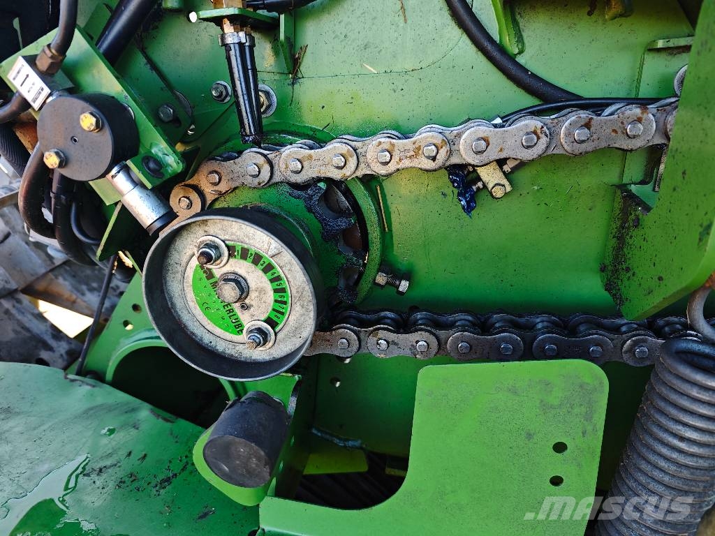 Krone Comprima V 180 XC Ruloonpressid
