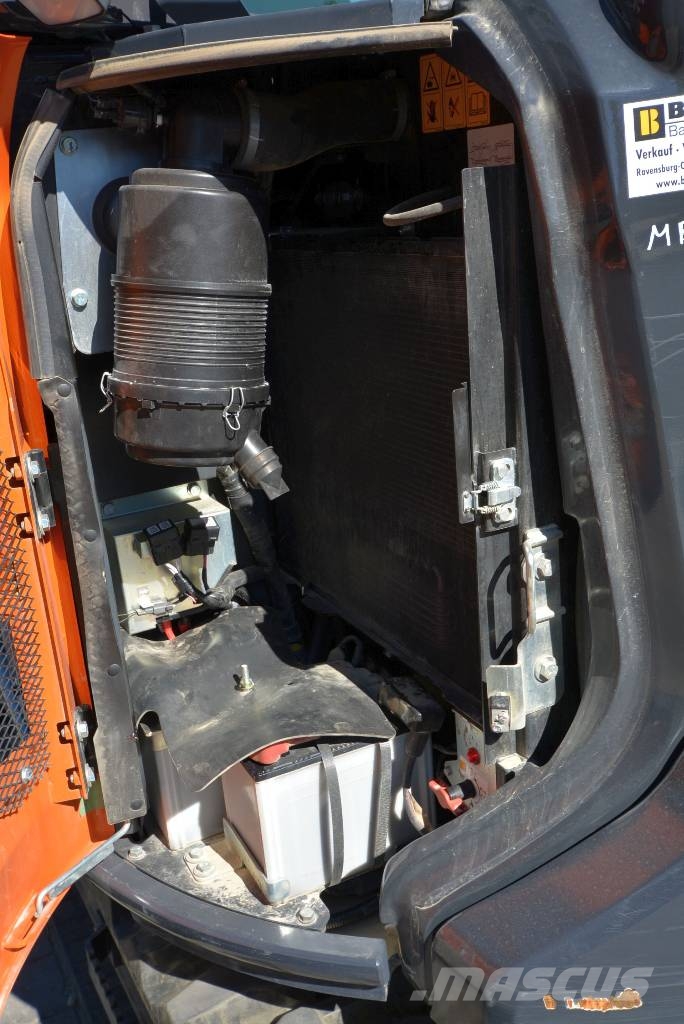 Hitachi ZX 95 USB-7 VA Vidutinės galios ekskavatoriai 7-12 t