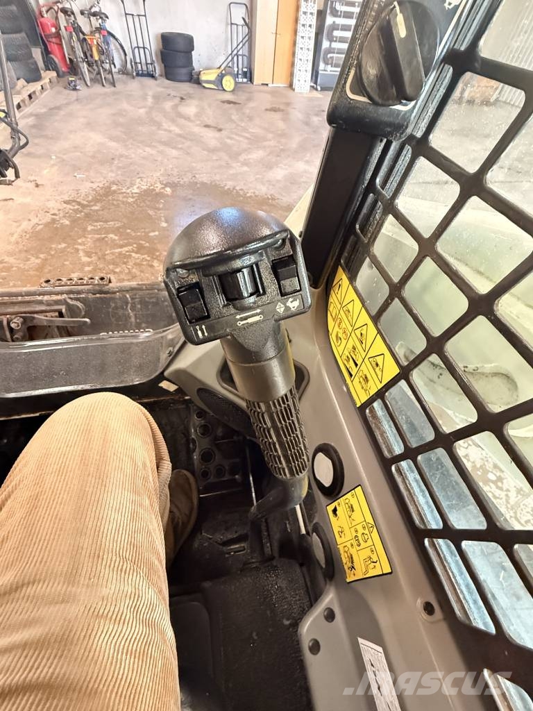 Bobcat T 590 HF Tuplanopeus Liukuohjatut kuormaajat