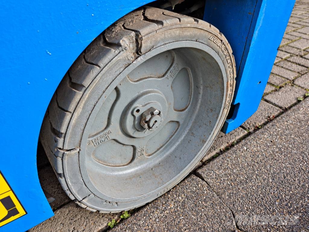 Genie GS 3232 | 2017 Nůžková zvedací plošina