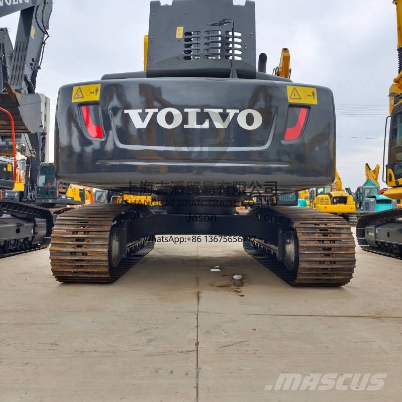 Volvo EC 240 Гусеничні екскаватори