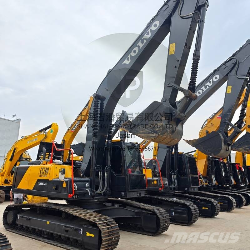 Volvo EC 240 Гусеничні екскаватори